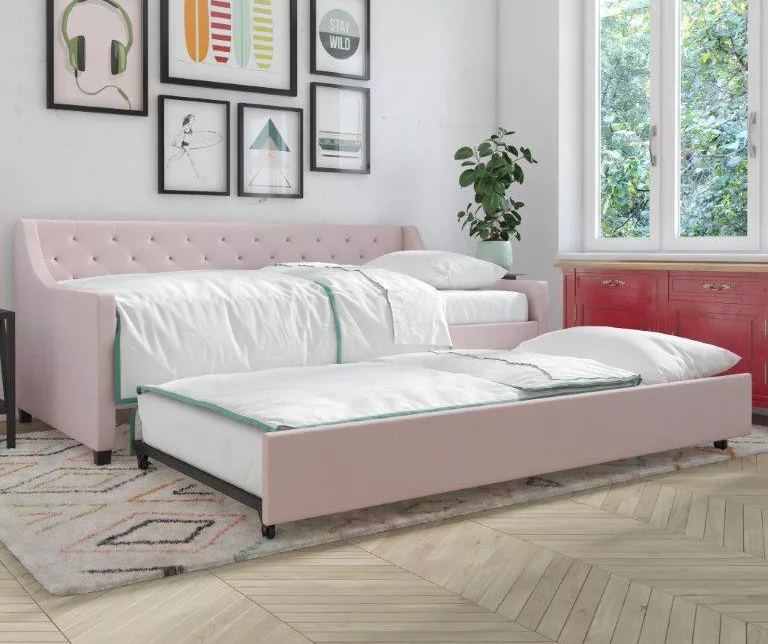 Her Majesty Light Pink Linen Daybed & Trundle 3 Her Majesty Light Pink Linen Daybed & Trundle