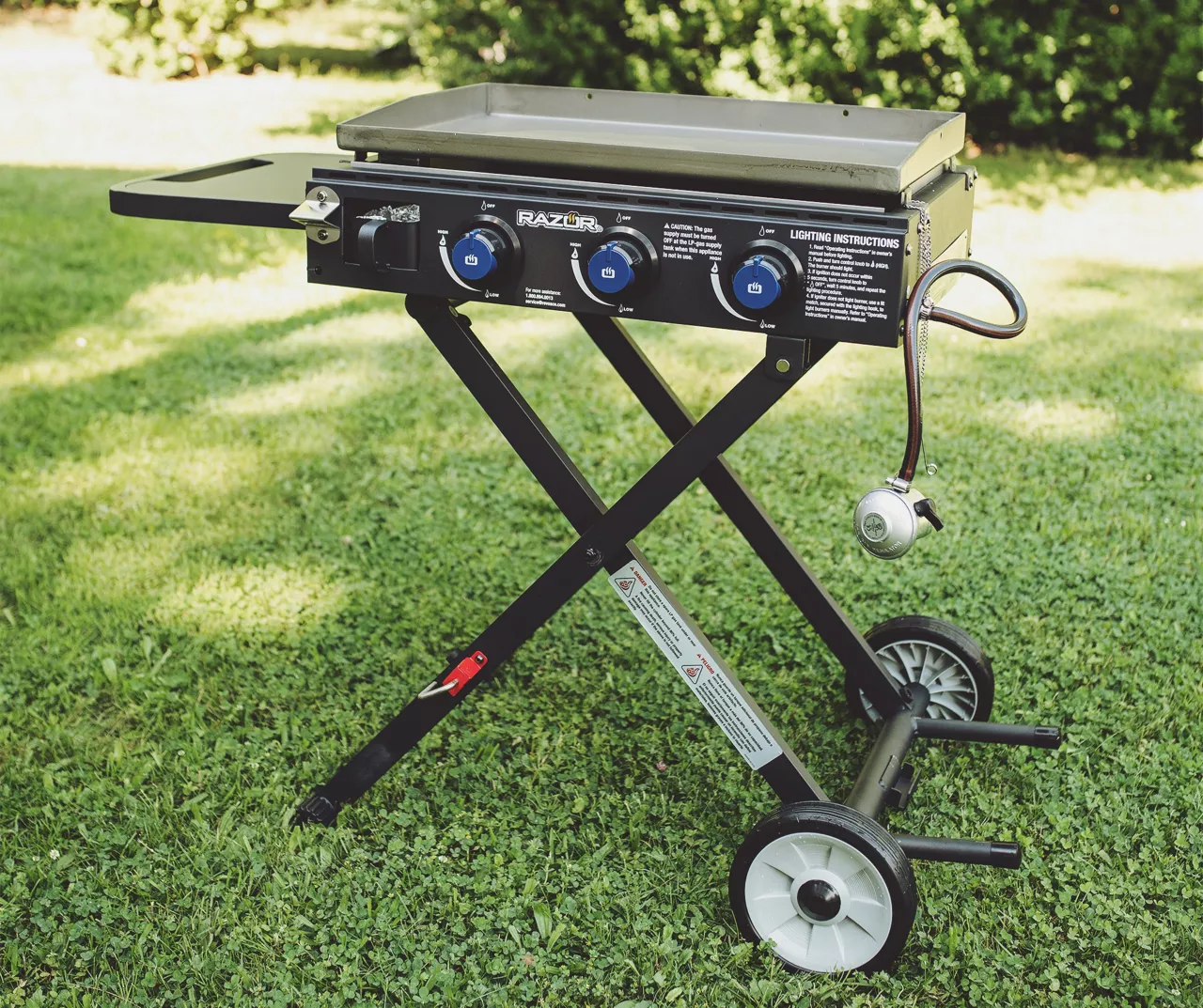 3-Burner Folding Gas Griddle 9 3-Burner Folding Gas Griddle - Image 7
