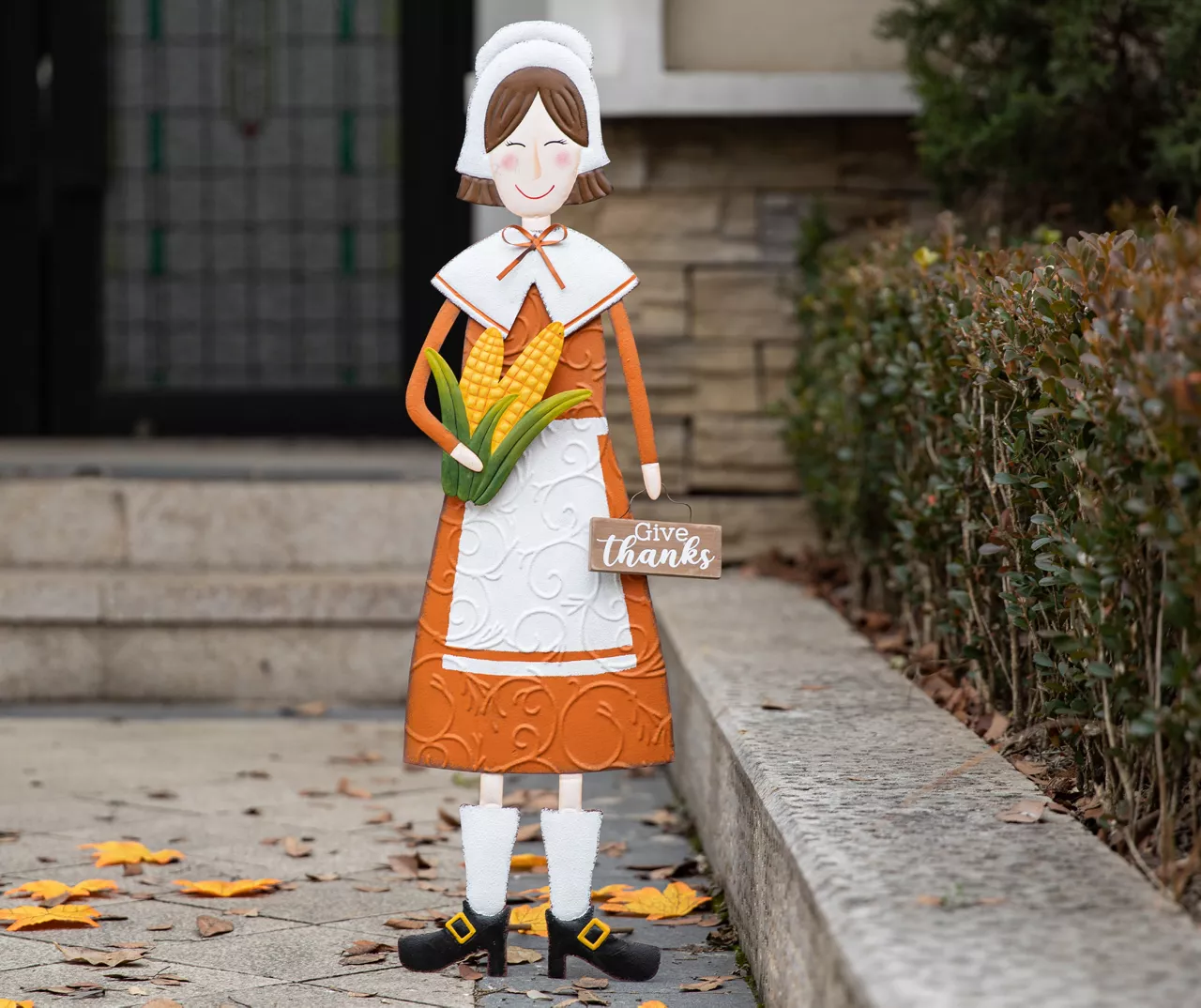 36" Pilgrim Woman Metal Yard Stake 4 36" Pilgrim Woman Metal Yard Stake - Image 2