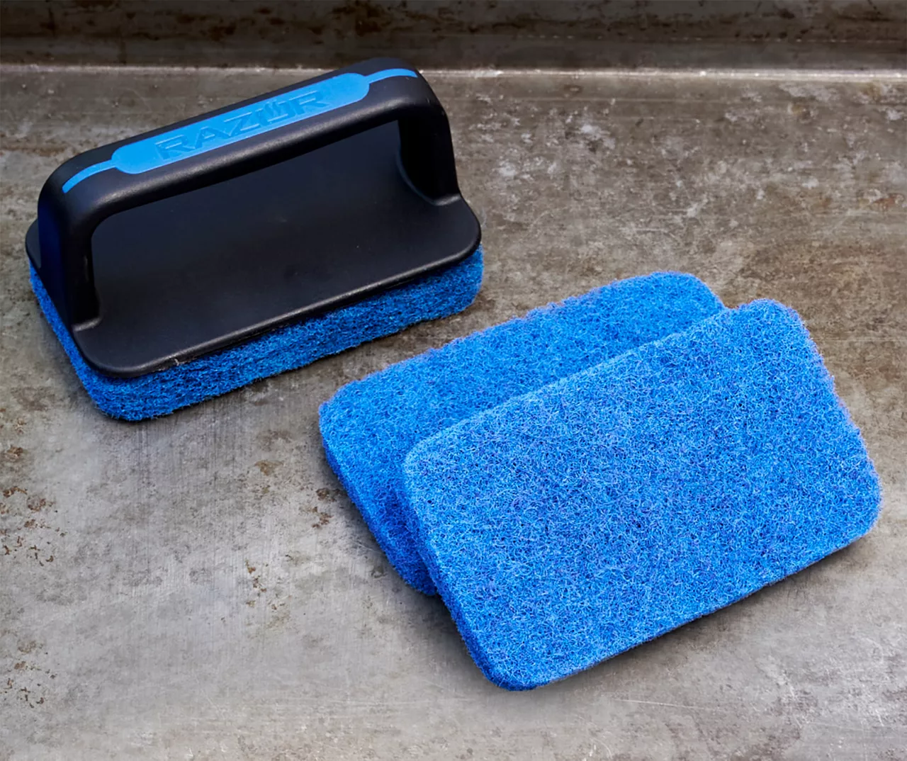 RAZOR 6-Piece Griddle Cleaning Kit 9 RAZOR 6-Piece Griddle Cleaning Kit - Image 7