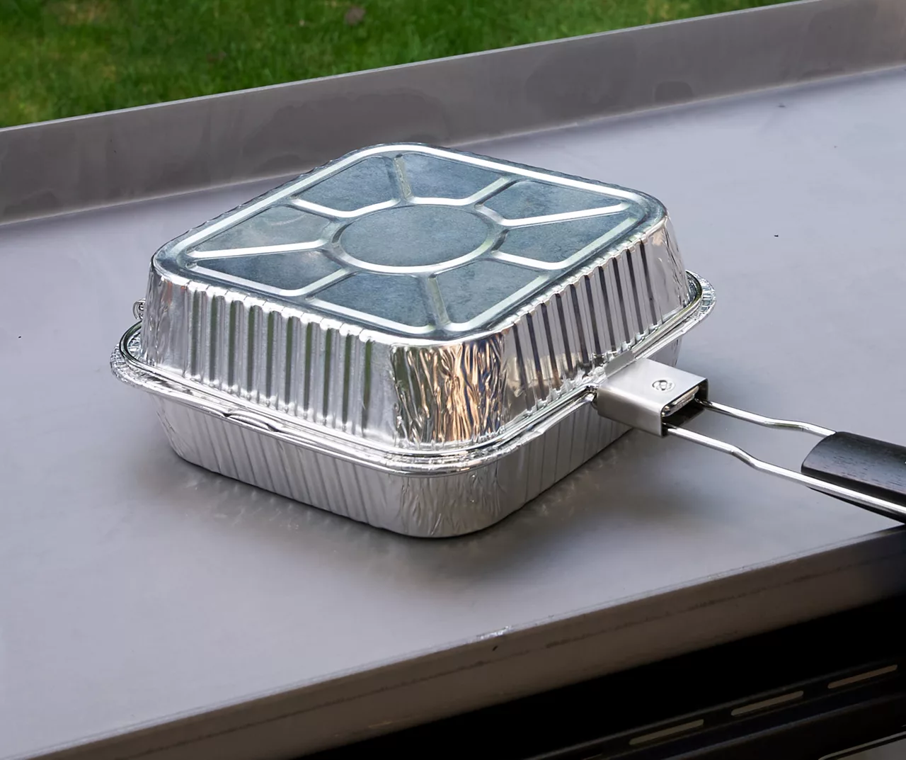 RAZOR Popcorn Maker With 4 Foil Trays 7 RAZOR Popcorn Maker With 4 Foil Trays - Image 5