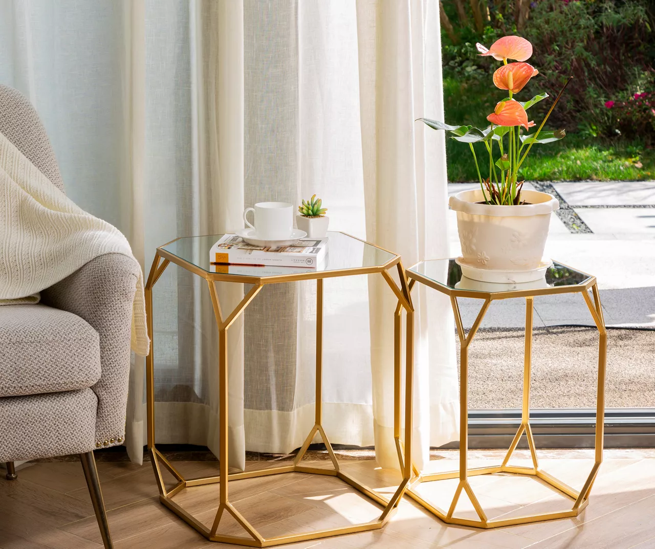 Gold Glass Top 2-Piece Nesting Side Table Set 5 Gold Glass Top 2-Piece Nesting Side Table Set - Image 3